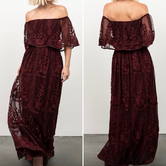 Baltic Born Dresses & Skirts - NWT BALTIC BORN Caroline Lace On/Off Shoulder Maxi Dress~Mulberry Wine Sz M💚